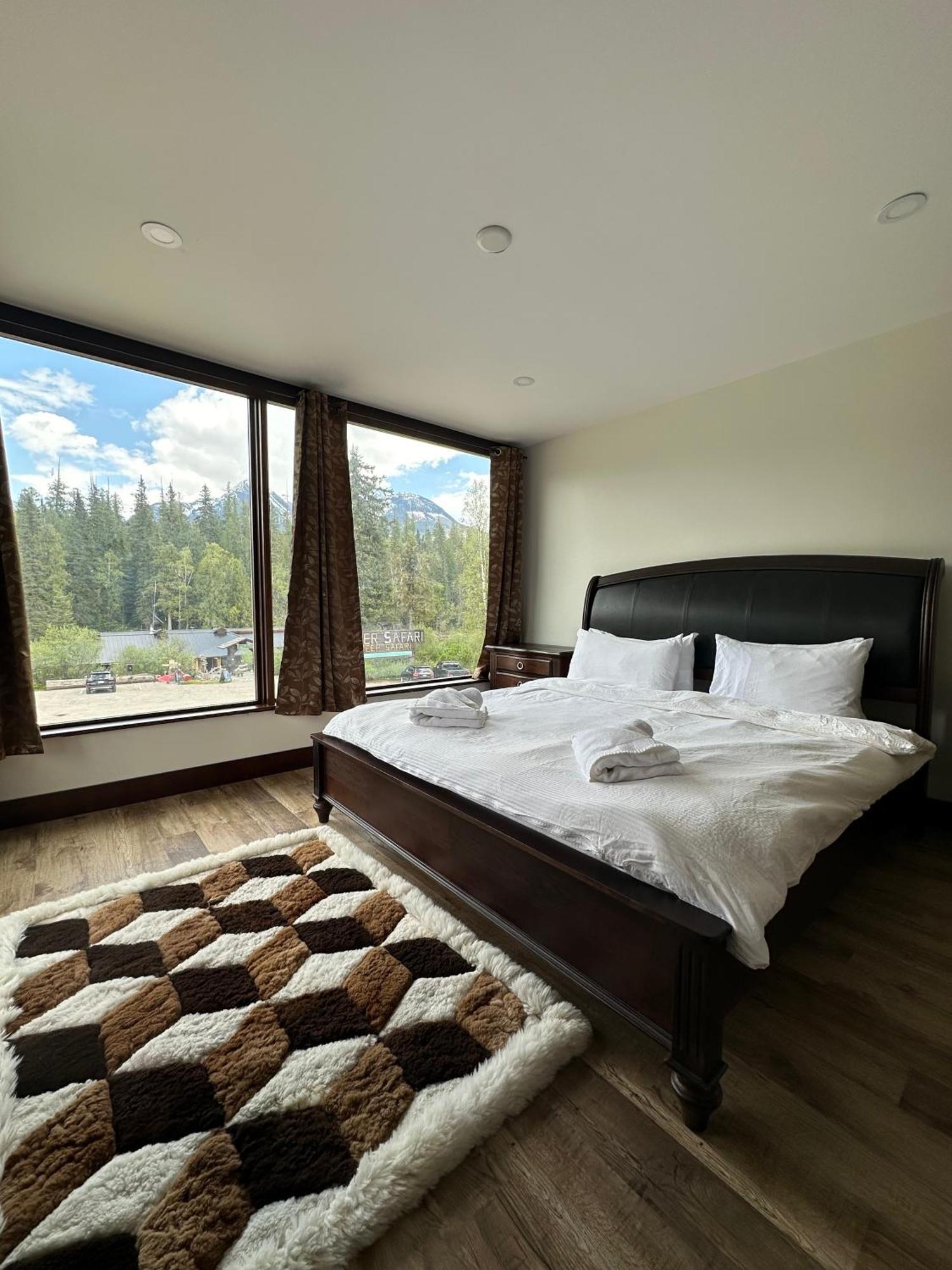 River Safari Mountain View Suite Blue River Buitenkant foto